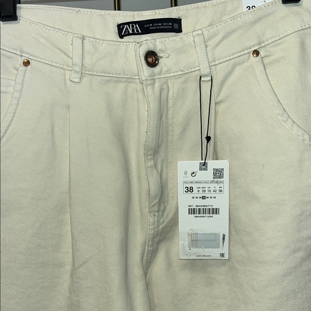 Zara Slouchy Jeans Black Label High Waist Pleated Cream Cropped - Size 6 NWT - Picture 5 of 12